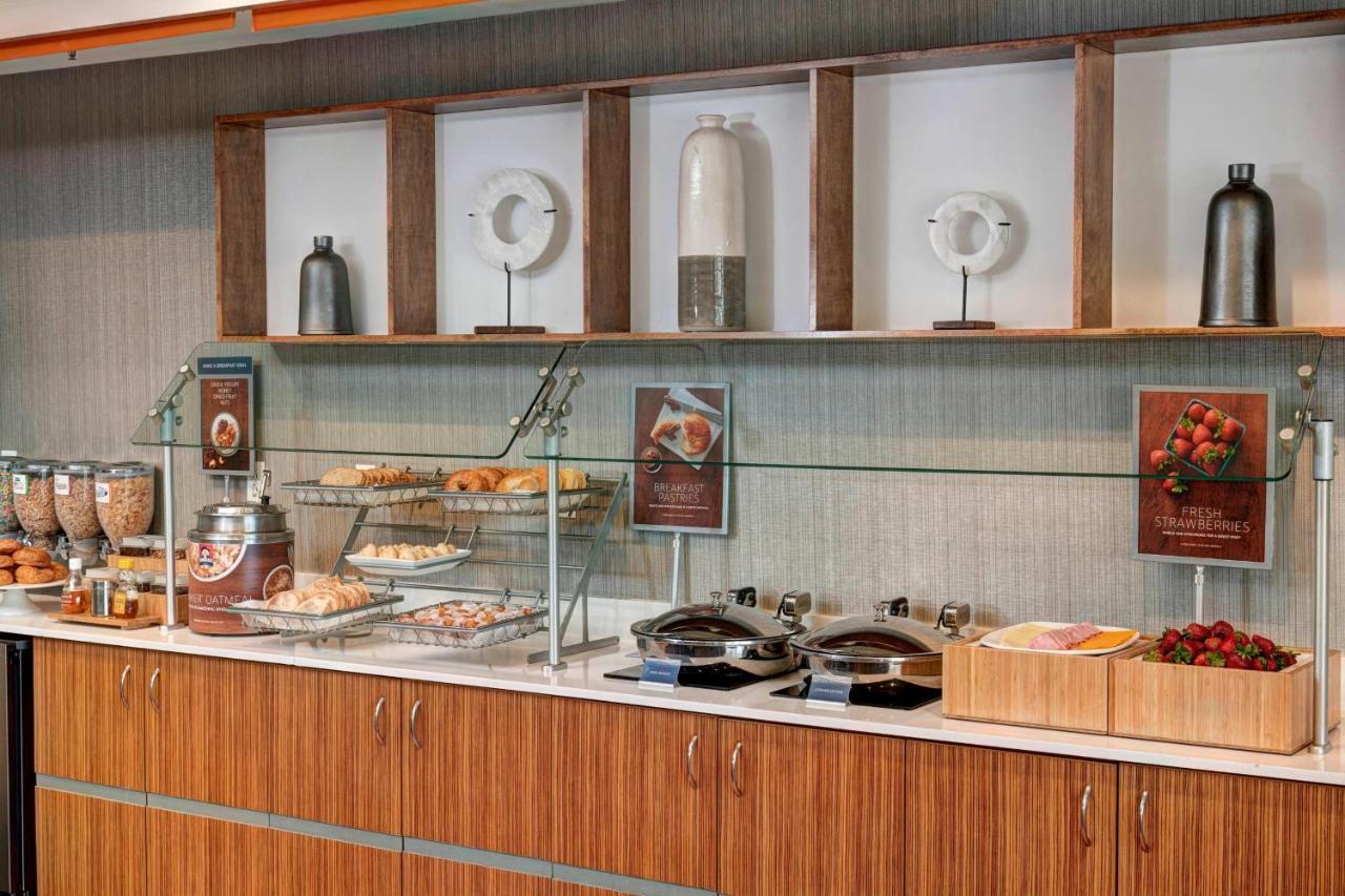 Springhill Suites St. Louis Brentwood Εξωτερικό φωτογραφία